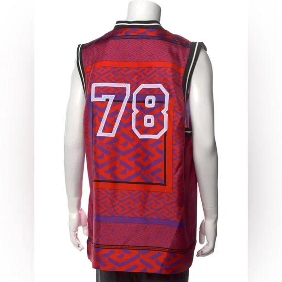 Versace la Greca v neck silk jersey print tank top NEW - Picture 3 of 11